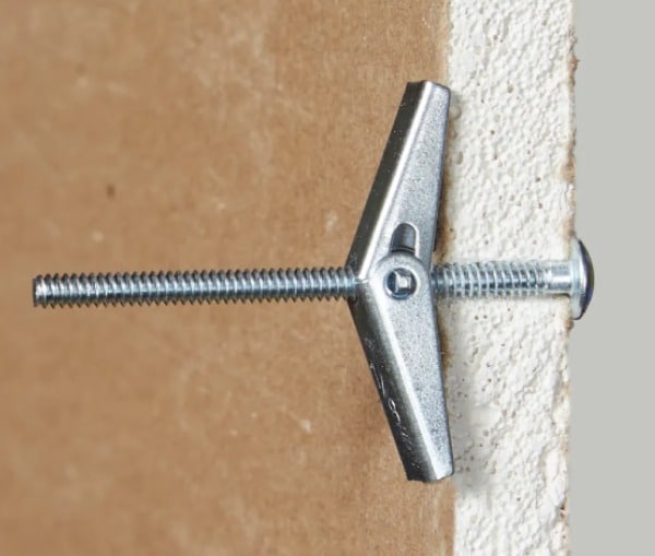 toggle bolt 4